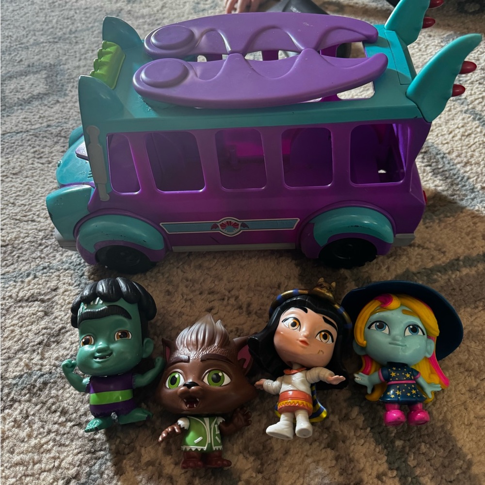 Netflix Super Monsters GrrBus Monster Bus Toy w/ Lights, Sounds, & Music